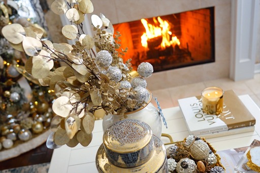 Metallic Florals Are The Glam Your Holiday Decor Is Missing According To Designer Tachic Hickman-Piazza