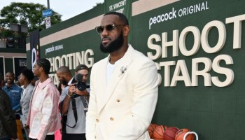 "Shooting Stars" Premiere - Red Carpet