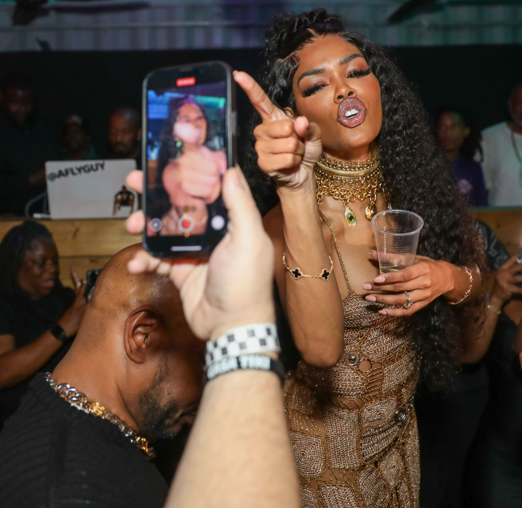 Doo-Wop Presents Teyana Taylor's Birthday Celebration